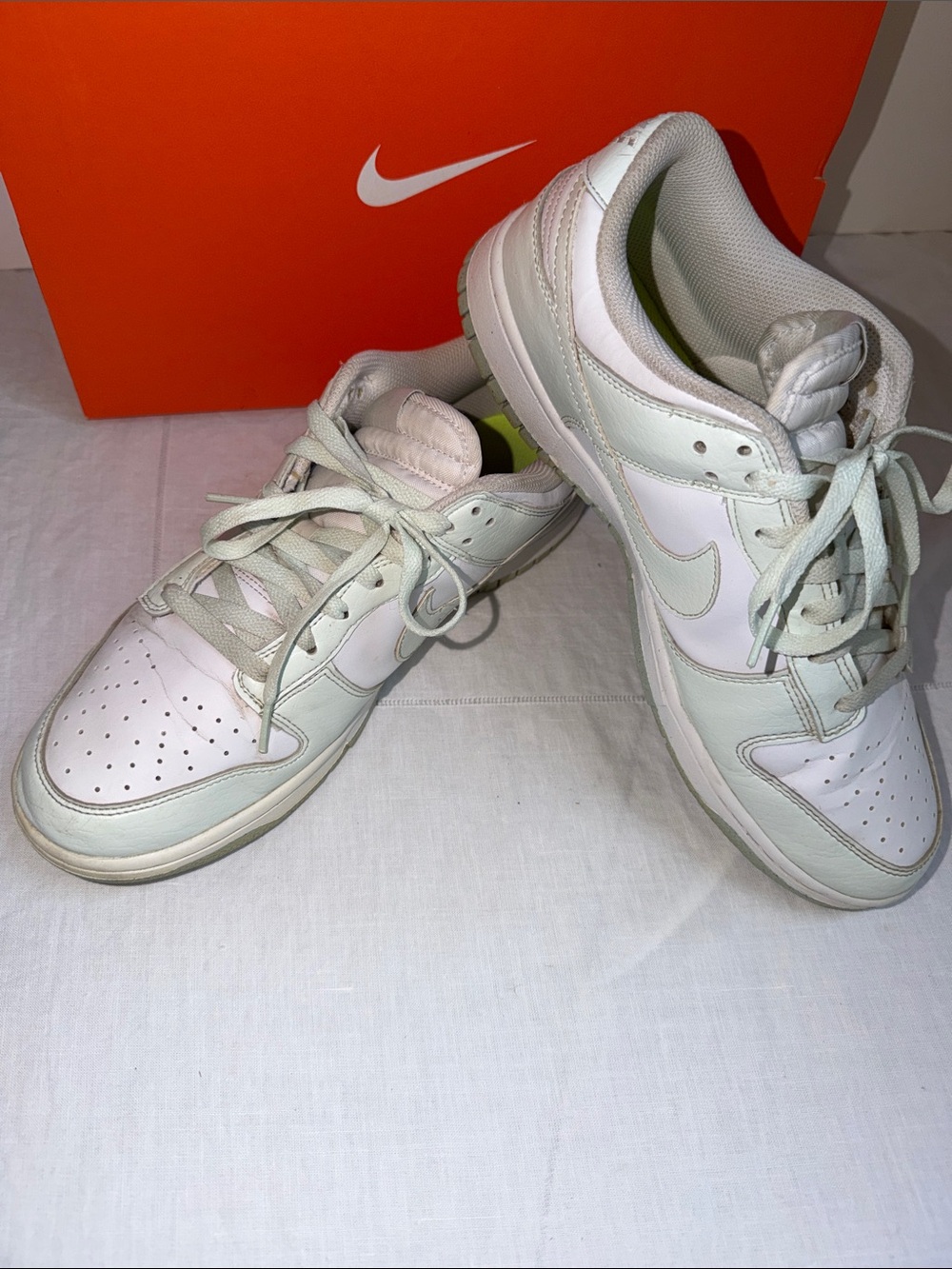 Nike Dunk Low Basketball Sneakers Mint White Nike Size 12 Men’s